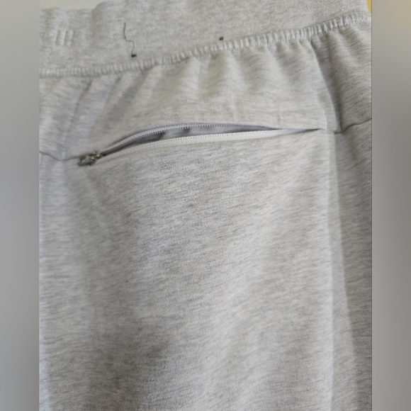 Lululemon City Sweat Jogger French Terry 27" Heathered Ultra Light Grey Medium - Picture 9 of 10